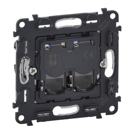 Информационная розетка RJ45 двойная Legrand Valena Мех In Matic Life 5 кат UTP 753041