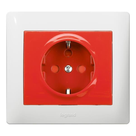 Розетка 2К+3 Legrand Galea Life Magic 16A 250V с/з с блокировкой красная 771029