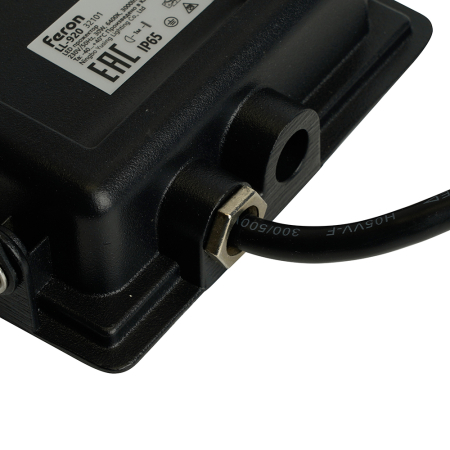 Светодиодный прожектор Feron LL-920 IP65 30W 6400K 32101