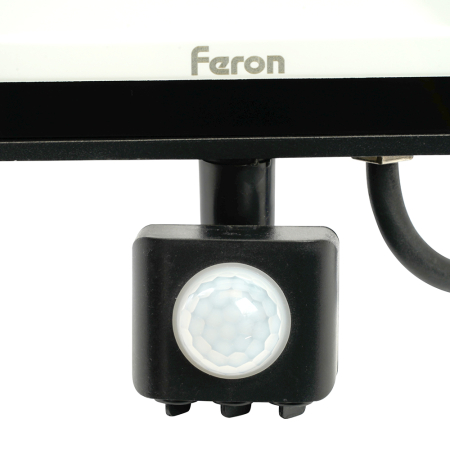 Светодиодный прожектор Feron с датчиком LL-907 IP44 30W 6400K 29557