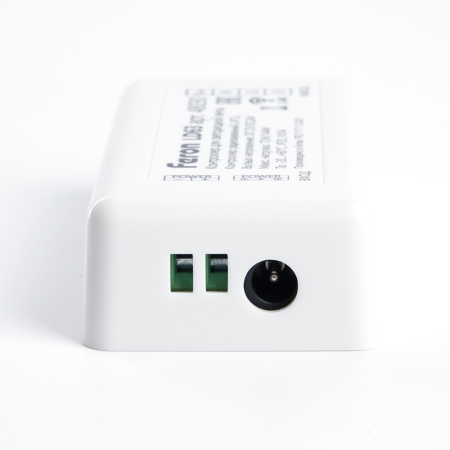 Контроллер RGB для светодиодной ленты с П/У белый, 12-24V, LD63 48030