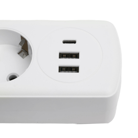 Удлинитель 4-местный c/з 3x1 мм2, 3 м, 250В, 10А, 2USB+1Type-C 2,4А, серия Home, белый STEKKER HM08-43-02 49978