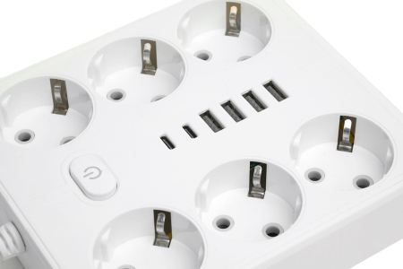 Удлинитель 6-местный c/з 3x1 мм2, 1,8 м, 250В, 10А, 4USB+2Type-C 2,4А, серия Home, белый STEKKER HM09-66-02 49975