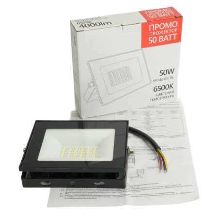 Светодиодный прожектор SAFFIT SFL51-50 IP65 50W 6500K черный 51194