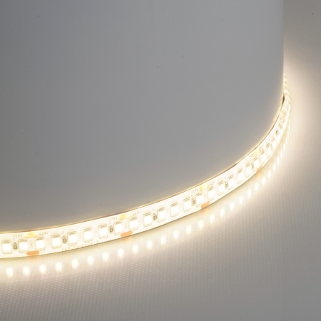 Светодиодная LED лента Feron LS512, 180SMD(2835)/м 16Вт/м 24V 5000*10*2.3мм 4000К IP65 51826