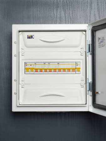 Выключатель нагрузки (мини-рубильник) 1п 25А ВН-32 KARAT IEK MNV10-1-025