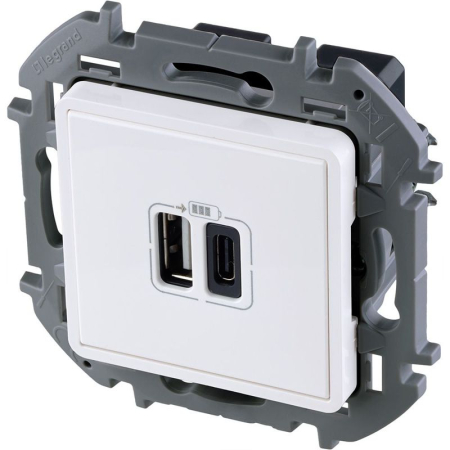Устройство зарядное Inspiria с 2-мя USB разьемами A и C 240В/5В 3000мА бел. IEK 673760