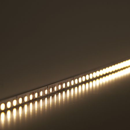 Светодиодная LED лента Feron LS501, 120SMD(2835)/м 11Вт/м 24V 5000*8*1.22мм 3000К 41056