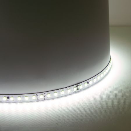 Светодиодная лента Feron LS520 стабилизированная, 120SMD(2835)/м 9.6Вт/м 24V 20000*10*1.22мм 4000К 41277