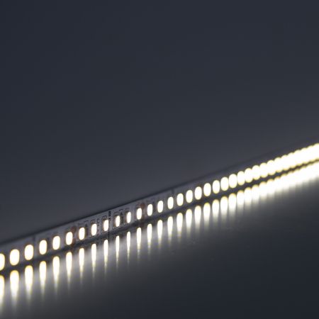 Светодиодная LED лента Feron LS502, 180SMD(2835)/м 16Вт/м 24V 5000*10*1.22мм 4000К 41528